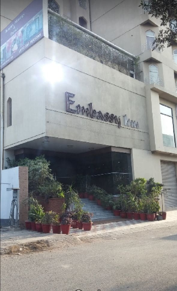 Embassy Inn, Karachi Ngoại thất bức ảnh