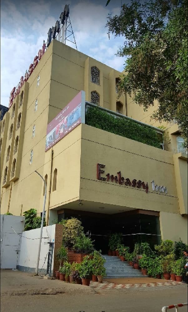 Embassy Inn, Karachi Ngoại thất bức ảnh